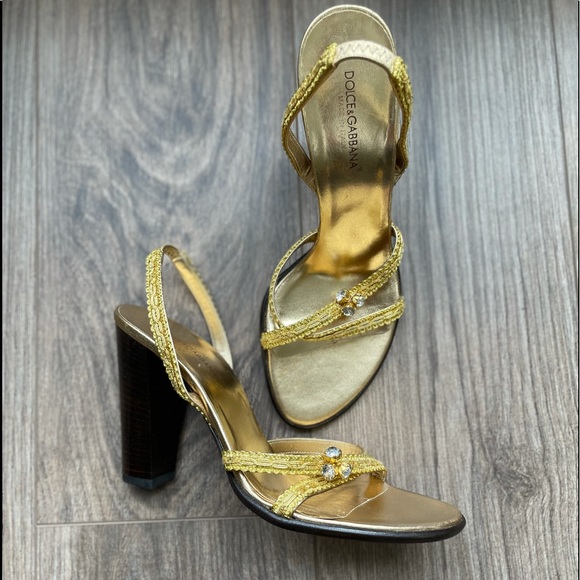 Dolce & Gabbana Shoes - 🆕 DOLCE & GABBANA Gold Slingback Heel Sandal